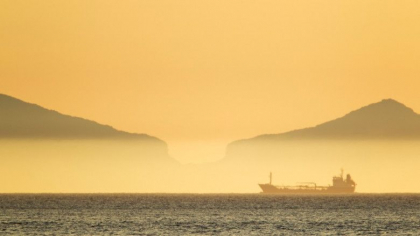 CNN: O flota misterioasa de 600 de nave ajuta Rusia sa transporte petrol in toata lumea