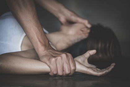 O moldoveanca, condamnata la sapte ani de inchisoare pentru exploatarea sexuala, la Moscova, a doua consatene cu care a copilarit. Cum s-a intamplat totul