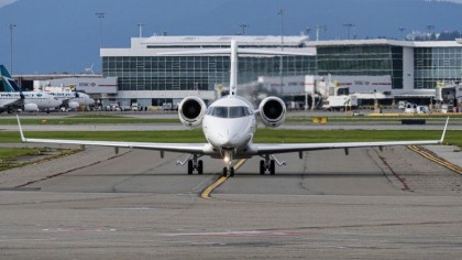 Un avion privat a intrat intr-o zona de turbulente severe. Unul din cei 3 pasageri a murit Un avion privat a intrat intr-o zona de turbulente severe. Unul din cei 3 pasageri a murit