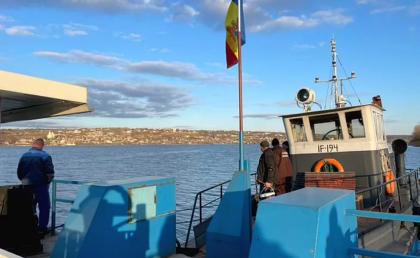 Reportaj BBC. Cum se pregatesc moldovenii de peste Nistru, inconjurati de fortele proruse, sa isi apere din nou pamanturile: „Suntem norocosi ca Ucraina ne apara in acest moment”
Reportaj BBC. Cum se pregatesc moldovenii de peste Nistru, inconjurati de fortele proruse, sa isi apere din nou pamanturile: „Suntem norocosi ca Ucraina ne apara in acest moment”