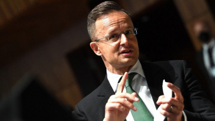 Ministrul de externe al Ungariei sustine ca Occidentul a cazut intr-o „psihoza a razboiului” Ministrul de externe al Ungariei sustine ca Occidentul a cazut intr-o „psihoza a razboiului”