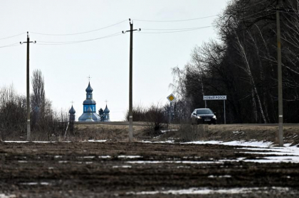 La Kiev, sute de persoane le-au adus un ultim omagiu „sabotorilor” ucisi in Rusia La Kiev, sute de persoane le-au adus un ultim omagiu „sabotorilor” ucisi in Rusia