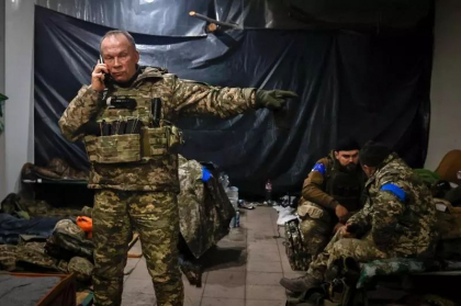 Generalul ucrainean care i-a spulberat pe rusi la Harkov spune ca incearca acum sa ii prinda intr-un „zugzwang”