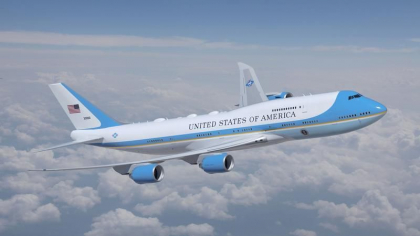 Cum vor arata noile avioane prezidentiale din SUA: Joe Biden a schimbat culoarea aleasa de Donald Trump pentru Air Force One Cum vor arata noile avioane prezidentiale din SUA: Joe Biden a schimbat culoarea aleasa de Donald Trump pentru Air Force One