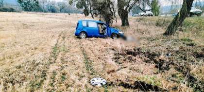 Final tragic pentru un tanar de 19 ani. A murit pe loc dupa ce masina in care se afla s-a rasturnat Final tragic pentru un tanar de 19 ani. A murit pe loc dupa ce masina in care se afla s-a rasturnat