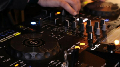 A murit Jason Kaye. Celebrul DJ avea 54 de ani