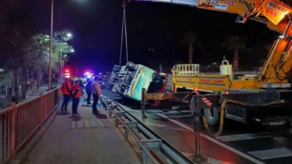 O intreaga echipa de fotbal din Turcia, victima unui accident cumplit. 15 jucatori au fost raniti, iar doi, in stare grava O intreaga echipa de fotbal din Turcia, victima unui accident cumplit. 15 jucatori au fost raniti, iar doi, in stare grava