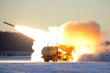 Comertul mondial cu armament a explodat in anul invaziei rusesti. Ucraina a devenit a treia destinatie pentru arme
Comertul mondial cu armament a explodat in anul invaziei rusesti. Ucraina a devenit a treia destinatie pentru arme