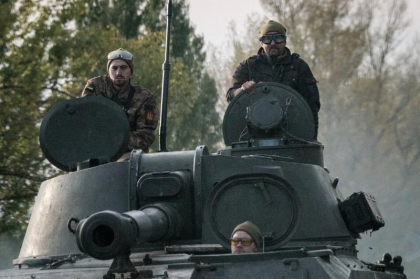 Un soldat rus lasat in urma de camarazii s-a ascuns jumatate de an intr-o regiune eliberata de ucraineni - FOTO
Un soldat rus lasat in urma de camarazii s-a ascuns jumatate de an intr-o regiune eliberata de ucraineni - FOTO