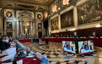Comisia de la Venetia s-a expus asupra proiectelor de lege ce vizeaza modificari in activitatea SIS: „Sunt acordate competente extrem de largi, dar in acelasi timp vag formulate” /DOC Comisia de la Venetia s-a expus asupra proiectelor de lege ce vizeaza modificari in activitatea SIS: „Sunt acordate competente extrem de largi, dar in acelasi timp vag formulate” /DOC