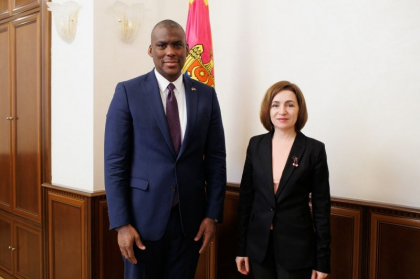 Sefa statului l-a primit la Presedintie pe adjunctul principal al asistentului Secretarului de Stat al SUA, Dereck Hogan. Care au fost subiectele discutiei - FOTO/VIDEO 
