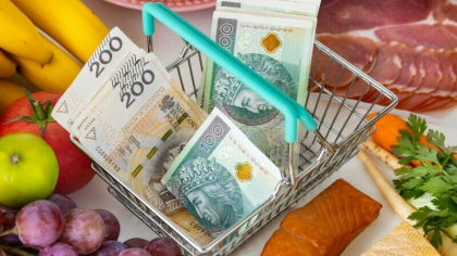 Inflatia in Polonia a ajuns la 18,4%, cel mai ridicat nivel din ultimii 26 de ani: „Preturi mari, in special la alimente” Inflatia in Polonia a ajuns la 18,4%, cel mai ridicat nivel din ultimii 26 de ani: „Preturi mari, in special la alimente”