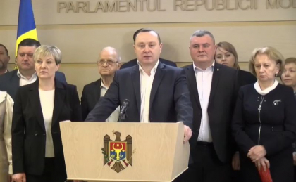 PSRM i-a oferit deputatului Alexandr Nesterovschi doua optiuni, dupa ce acesta si-a anuntat retragerea din fractiune. Care sunt acestea