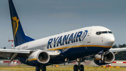 Alerta cu bomba la bordul unui avion Ryanair. Aeronava a aterizat de urgenta pe un aeroport din Italia
Alerta cu bomba la bordul unui avion Ryanair. Aeronava a aterizat de urgenta pe un aeroport din Italia