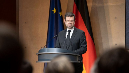 Germania va trebui sa-l aresteze pe Putin daca acesta intra pe teritoriul sau, spune ministrul german al Justitiei