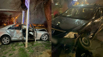 Doua persoane au fost transportate la spital in urma unui accident grav, in stanga Nistrului. Soferul vinovat a fugit de la locul faptei - FOTO Doua persoane au fost transportate la spital in urma unui accident grav, in stanga Nistrului. Soferul vinovat a fugit de la locul faptei - FOTO