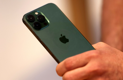 iPhone-urile, interzise la Kremlin, scrie publicatia rusa Kommersant: „Orice smartphone are un mecanism destul de transparent”