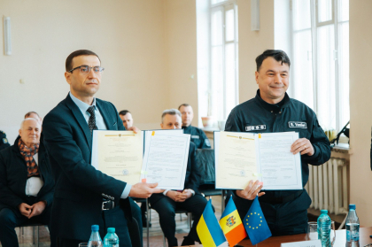 Protocolul privind organizarea controlul comun in punctul de trecere pentru trafic feroviar Basarabeasca-Serpniovo-1 - semnat de Moldova si Ucraina. Cum a avut loc intalnirea - FOTO