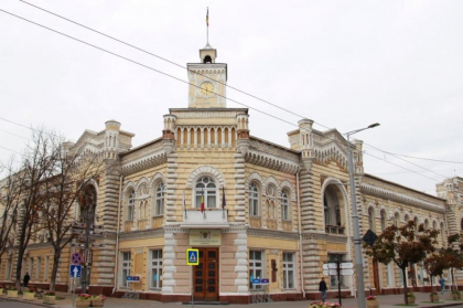 Consilierii municipali care au votat in decembrie pentru cele sase PUZ-uri ar putea fi santionati pentru exces de putere. Rezultatele investigatiilor intreprinse de CNA  