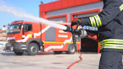 Doua incendii au izbucnit in Istanbul. Trei persoane au murit in total