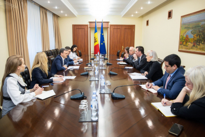 Oportunitatile de intensificare a comertului dintre Republica Moldova si SUA - subiectul principal discutat de Dorin Recean si seful delegatiei americane