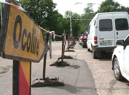 Atentie, soferi. Restrictii de circulatie pe o portiune a strazii 31 August pana la sfarsitul lunii mai