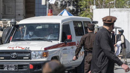 Atentat sinucigas la Kabul. Cel putin sase oameni au murit Atentat sinucigas la Kabul. Cel putin sase oameni au murit