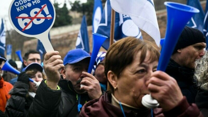 Dupa Franta, si Cehia vrea sa majoreze varsta de pensionare. In Praga au inceput proteste impotriva reformei - FOTO
