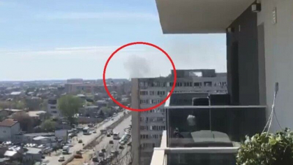 Incendiu puternic in Bragadiru. Doua case sunt afectate Incendiu puternic in Bragadiru. Doua case sunt afectate