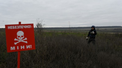 Oficial de la Kiev: 30% din teritoriul ucrainean e contaminat cu explozibili si mine Oficial de la Kiev: 30% din teritoriul ucrainean e contaminat cu explozibili si mine