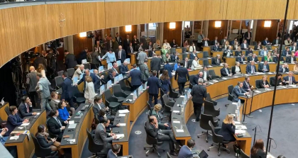 Momentul in care mai multi parlamentari austrieci ies din sala in timpul discursului lui Zelenski: „Loc pentru neutralitate” - VIDEO