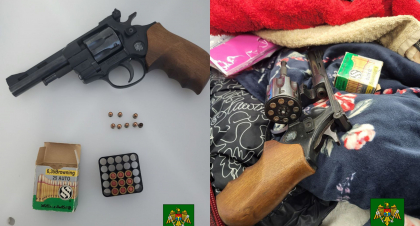 O arma de foc incarcata si 17 cartuse - gasite in bagajul unui cetatean strain, pe Aeroportul International Chisinau. Unde urma sa ajunga individul - FOTO