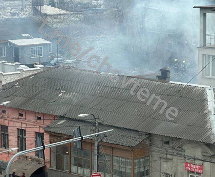 Incendiu pe strada Alexandru cel Bun din Capitala. Precizarile IGSU - FOTO/VIDEO