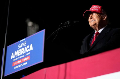 Primul contracandidat al lui Trump in cursa republicana pentru Casa Alba
Primul contracandidat al lui Trump in cursa republicana pentru Casa Alba
