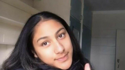 Moarte cumplita pentru o tanara de 18 ani din Noua Zeelanda. I-au taiat mainile si picioarele si au ars-o de vie
