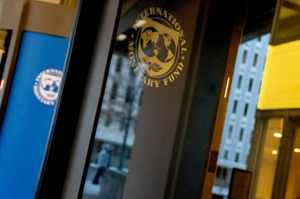FMI: Sectorul nebancar trebuie reglementat mai ferm. El reprezinta acum jumatate din activele intregului sistem financiar
FMI: Sectorul nebancar trebuie reglementat mai ferm. El reprezinta acum jumatate din activele intregului sistem financiar
