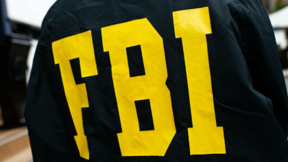 Si ei gresesc. Agentii FBI au retinut un barbat nevinovat si l-au interogat o ora Si ei gresesc. Agentii FBI au retinut un barbat nevinovat si l-au interogat o ora