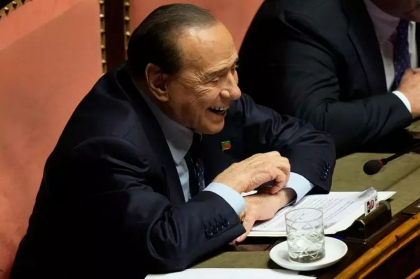 Fostul premier italian Silvio Berlusconi, diagnosticat cu leucemie
Fostul premier italian Silvio Berlusconi, diagnosticat cu leucemie