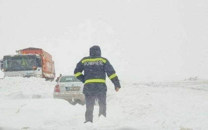 Ninsorile si viscolul continua in Romania: Cod portocaliu in sapte judete din nordul tarii vecine, Cod galben in mai mult de jumatate de tara Ninsorile si viscolul continua in Romania: Cod portocaliu in sapte judete din nordul tarii vecine, Cod galben in mai mult de jumatate de tara