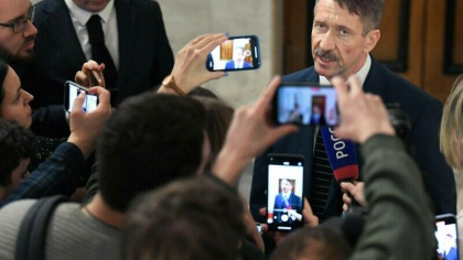 Traficantul de arme Viktor Bout il cheama pe Donald Trump sa se refugieze in Rusia