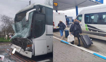 Soferul unui autocar de pe ruta Odesa-Chisinau, transportat la spital in urma unui accident violent. Impactul s-a produs in apropiere de frontiera moldo-ucraineana - FOTO Soferul unui autocar de pe ruta Odesa-Chisinau, transportat la spital in urma unui accident violent. Impactul s-a produs in apropiere de frontiera moldo-ucraineana - FOTO