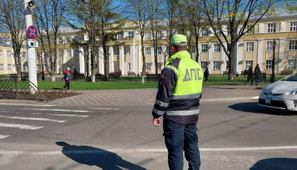 Alerta cu bomba in 15 institutii de invatamant din stanga Nistrului. Angajatii, elevii si studentii - evacuati - FOTO
