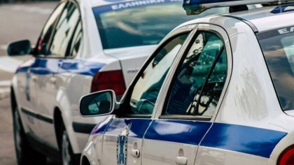 Tragedie rutiera in Grecia. Cinci migranti au murit incercand sa treaca frontiera pe contrasens Tragedie rutiera in Grecia. Cinci migranti au murit incercand sa treaca frontiera pe contrasens
