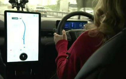 Prima tara din Europa a dat unda verde autoturismelor care se conduc singure. Deocamdata, un singur producator este acceptat Prima tara din Europa a dat unda verde autoturismelor care se conduc singure. Deocamdata, un singur producator este acceptat