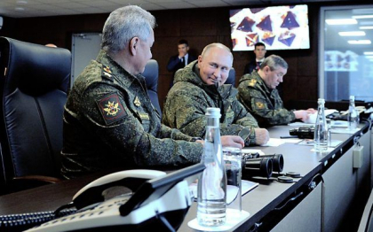 Putin elogiaza manevre rusesti in curs de ”foarte inalt nivel” la Oceanul Pacific. Participa 25.000 de militari, 167 de nave si vapoare, 12 submarine si 89 de avioane si elicoptere
Putin elogiaza manevre rusesti in curs de ”foarte inalt nivel” la Oceanul Pacific. Participa 25.000 de militari, 167 de nave si vapoare, 12 submarine si 89 de avioane si elicoptere