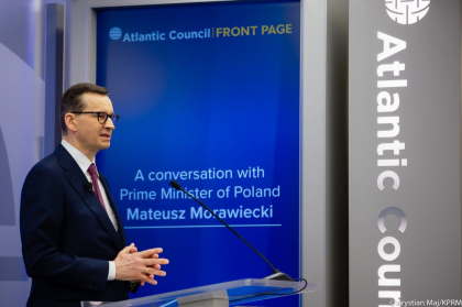 Premierul Poloniei ironizeaza viziunea “mioapa” a lui Macron si a altor europeni privind China: Autonomia UE inseamna sa iti tragi un glont in picior