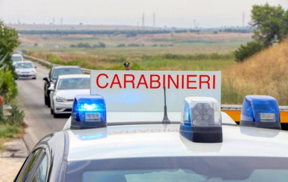 Un muncitor din Italia, lasat sa moara in chinuri, dupa un accident pe santier. Patronul l-a abandonat pe un camp, ca sa scape de probleme
Un muncitor din Italia, lasat sa moara in chinuri, dupa un accident pe santier. Patronul l-a abandonat pe un camp, ca sa scape de probleme