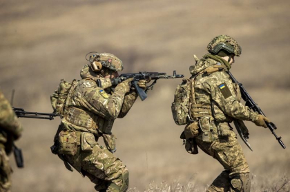 Reportaj AFP: In Ucraina, o brigada de asalt se antreneaza pentru contraofensiva