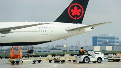 Un container cu aur si obiecte valorand aproape 15 milioane de dolari s-a „evaporat” de pe un aeroport din Canada
Un container cu aur si obiecte valorand aproape 15 milioane de dolari s-a „evaporat” de pe un aeroport din Canada