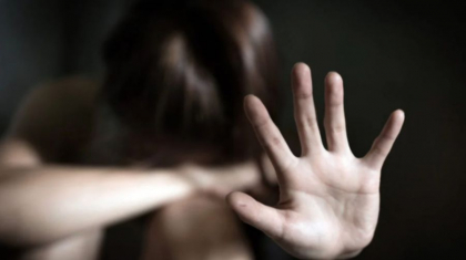 Isi va petrece urmatorii 11 ani dupa gratii. Un barbat din Ocnita, condamnat dupa ce a violat-o pe fiica de 12 ani a iubitei sale. Procurorii vor contesta decizia si vor solicita repetat condamnarea pe viata